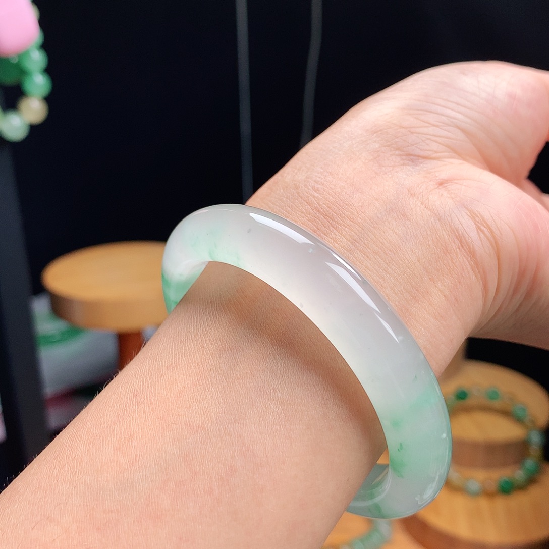 石英质玉手镯53未镶嵌