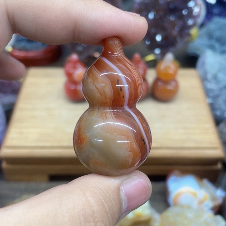 紫晶未镶嵌大型摆件（非配饰）