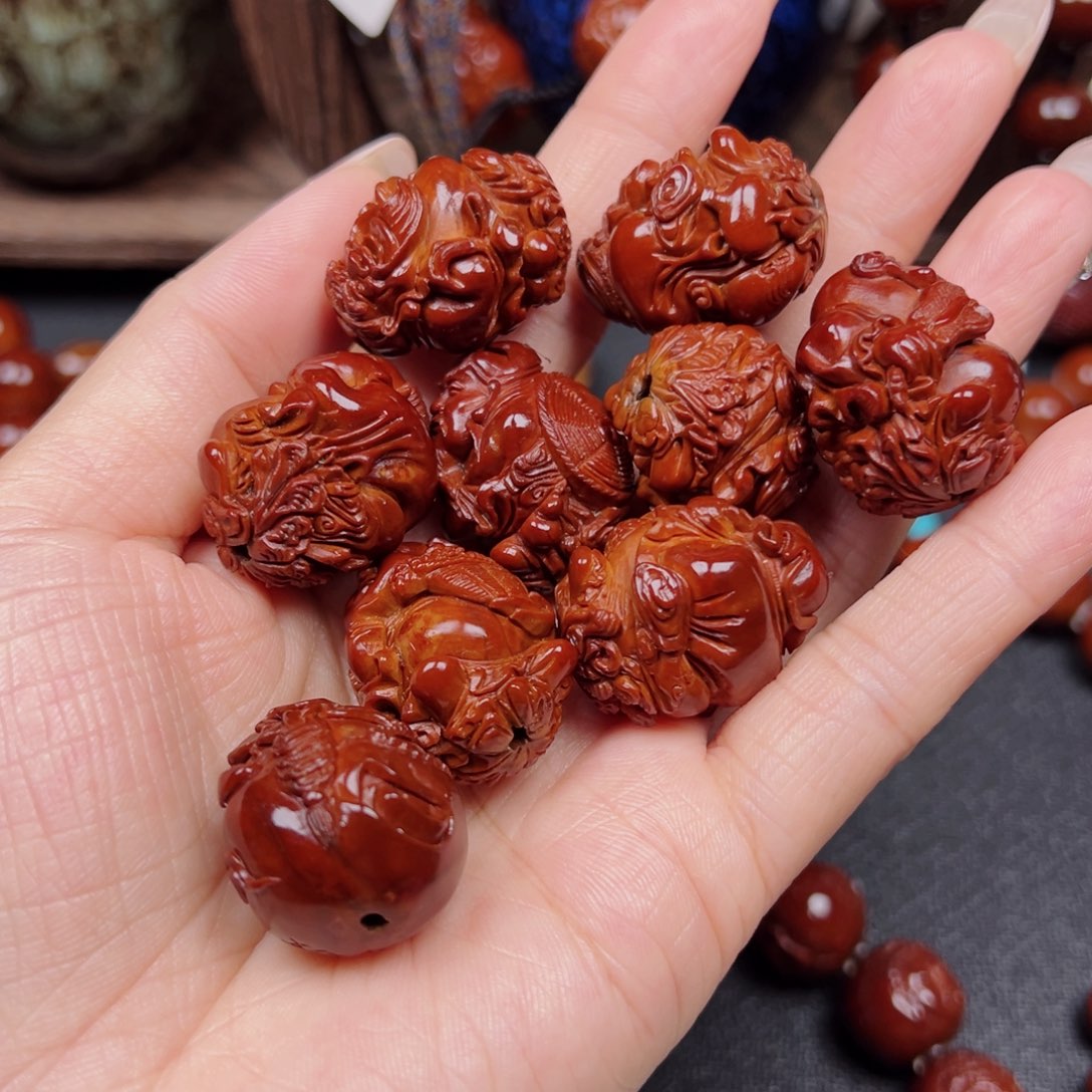 橄榄核吊坠、***柔橄榄核