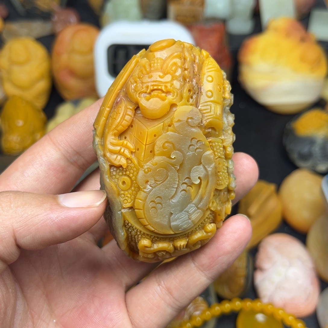 超***渝颈饰未镶嵌石英岩玉