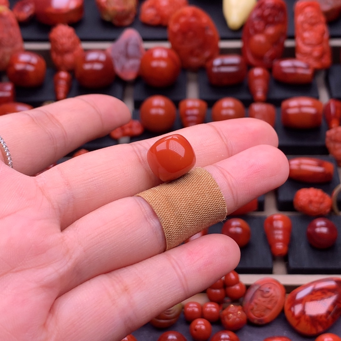 南红玛瑙未镶嵌川料原矿老型单珠12.3mm