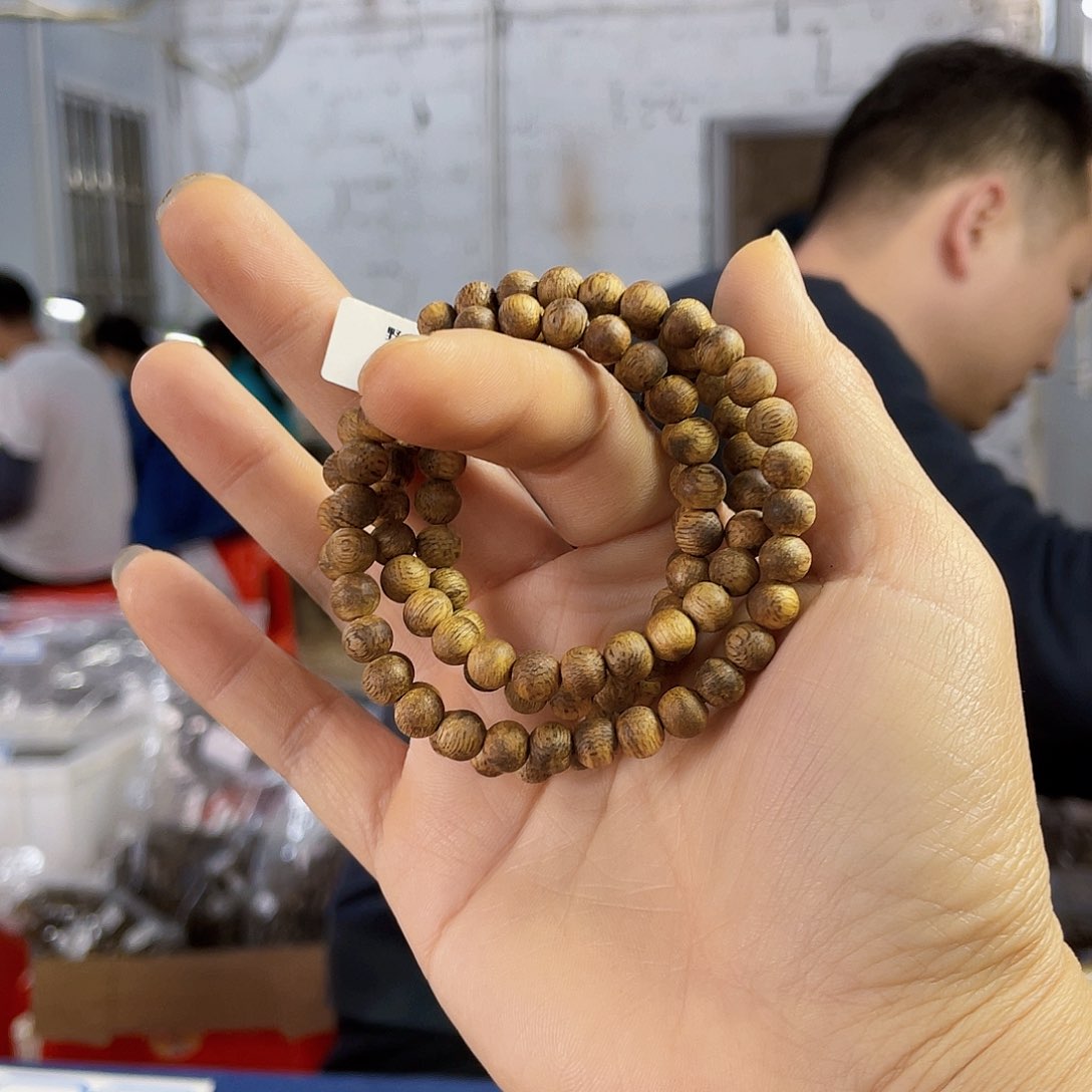沉香手串野生黄棋是圆珠长串0.6/10克多样性发一