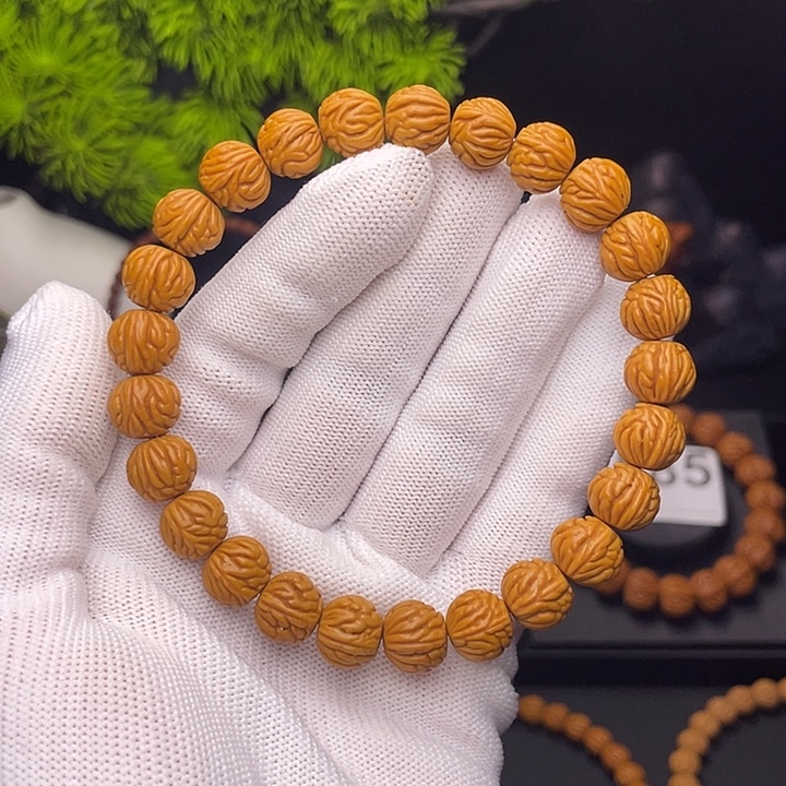 S***l桃核吊坠小金豆1.0