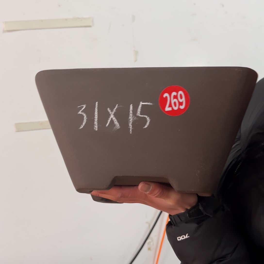 紫砂花盆呜呜呜呜