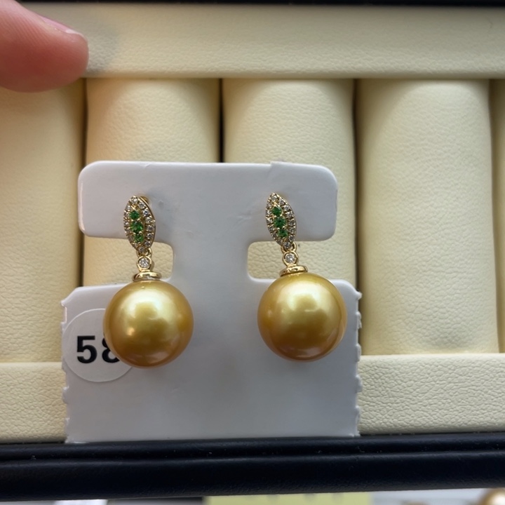 海水珍珠耳饰18K金镶嵌11.1-11.3mm（折后价）