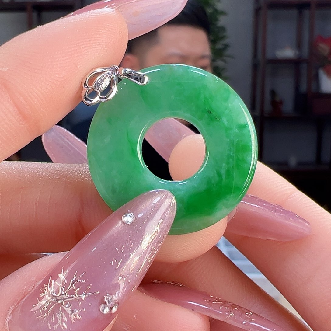 翡翠吊坠(不含链)18K金镶嵌2y