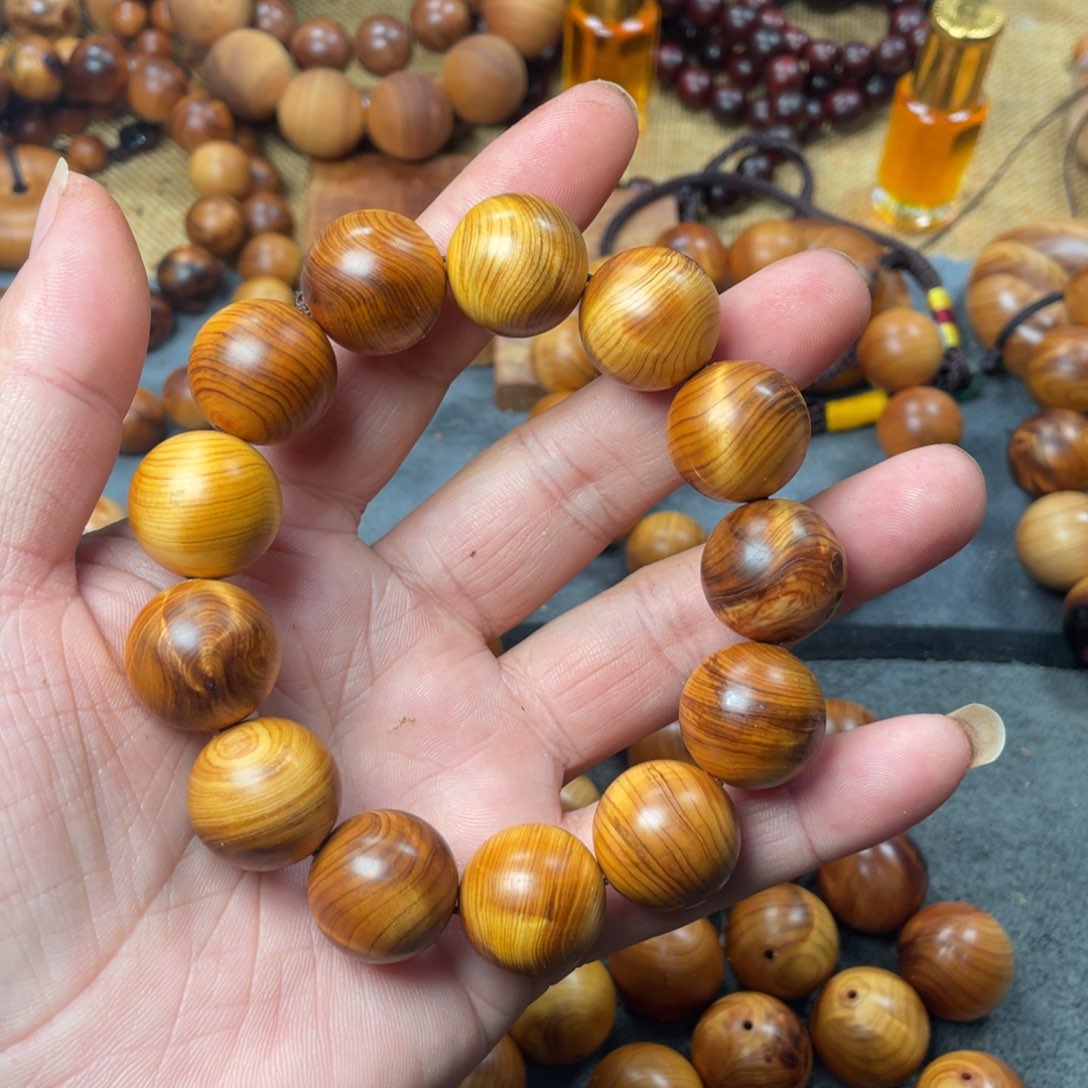 无事牌柏木（崖柏）1.8太行陈化黑油闪电水波瑕疵珠