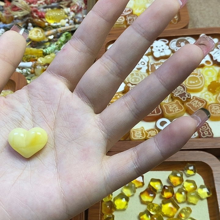 琥珀未镶嵌珠宝奇石大pt