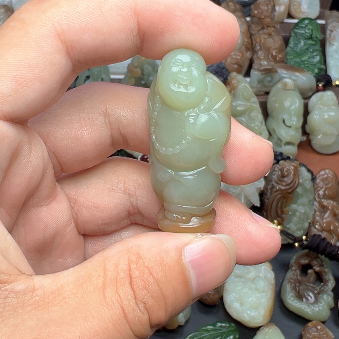 和田玉未镶嵌挂件