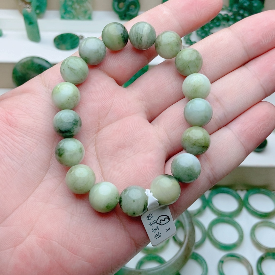 未镶嵌独山玉手串