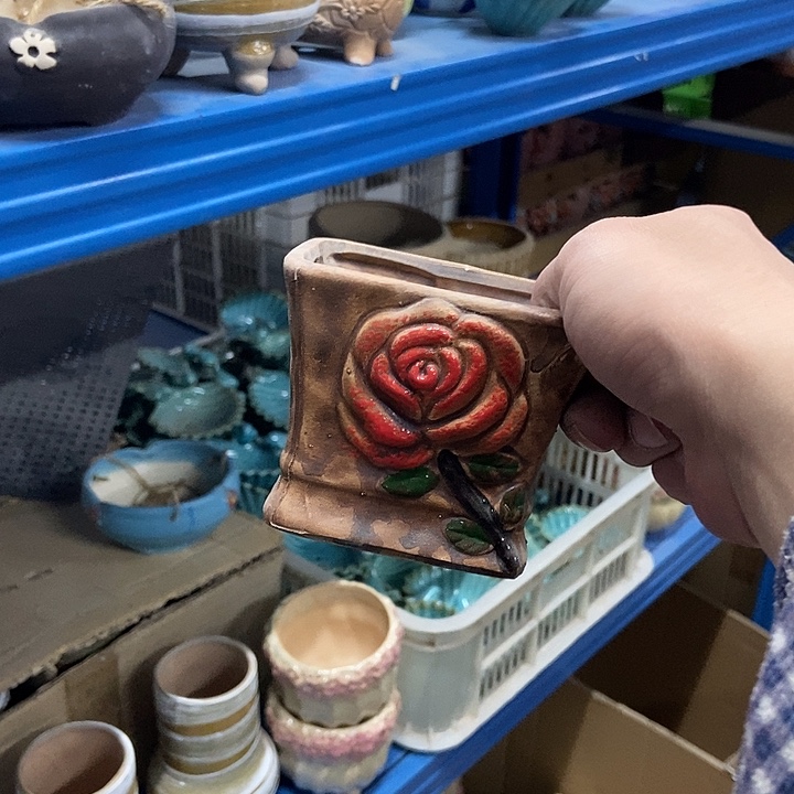 花盆单场满9.9发货9×7.5瑕疵