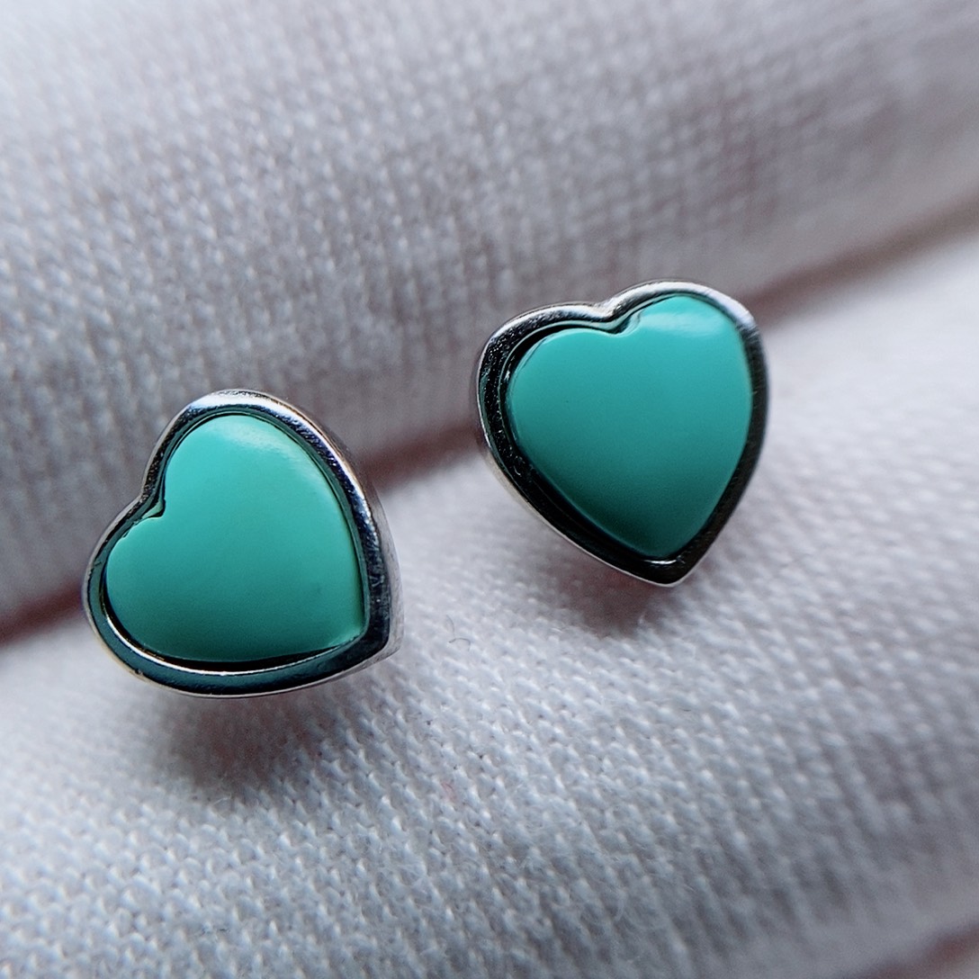 绿松石耳钉未镶嵌