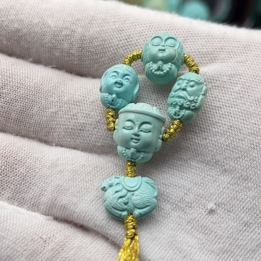 绿松石未镶嵌颈饰