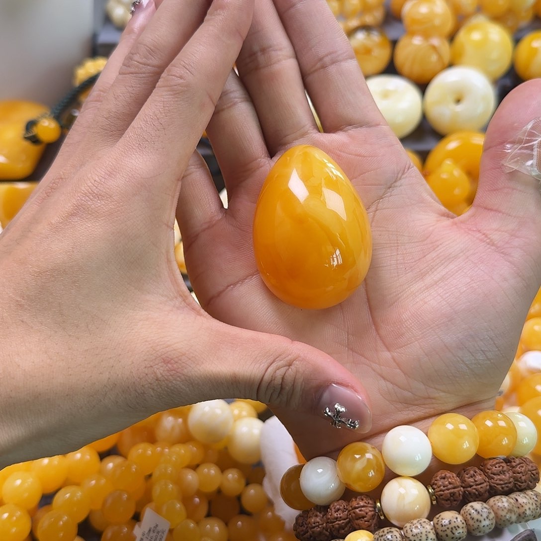 蜜蜡珠宝奇石未镶嵌水滴