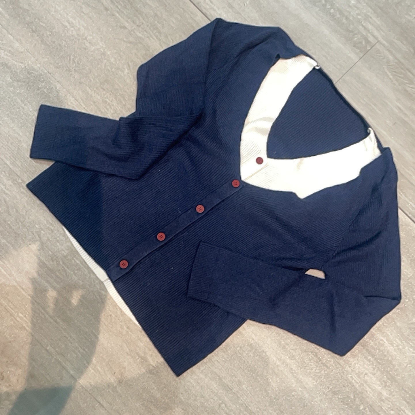 V领撞色拼接两件显瘦长袖针织开衫-果梓212