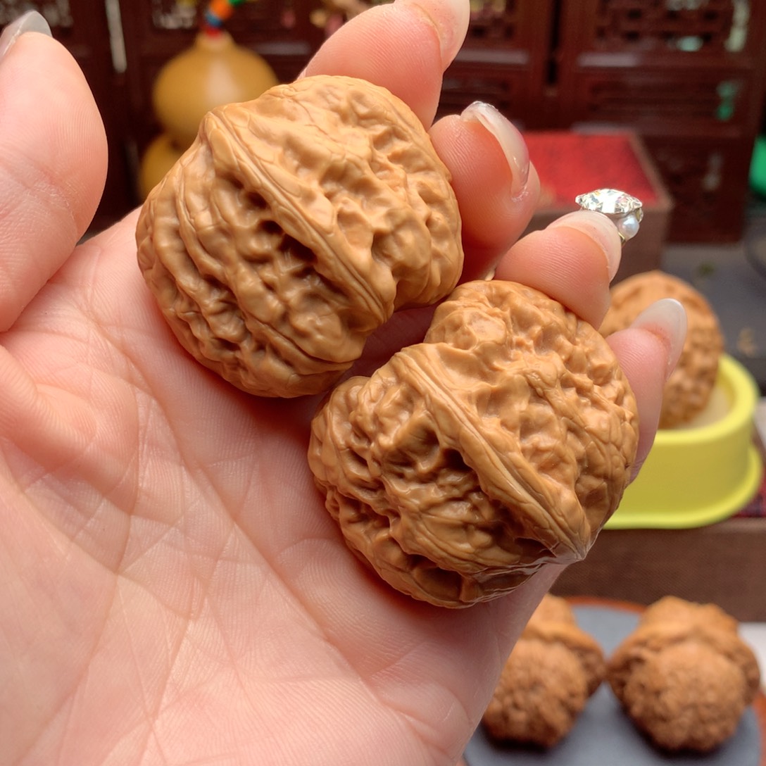 文玩核桃吊坠祥云。   6号