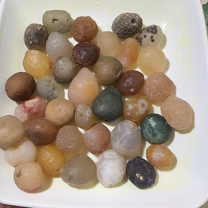 ****️和田玉（糖玉）未镶嵌颈饰