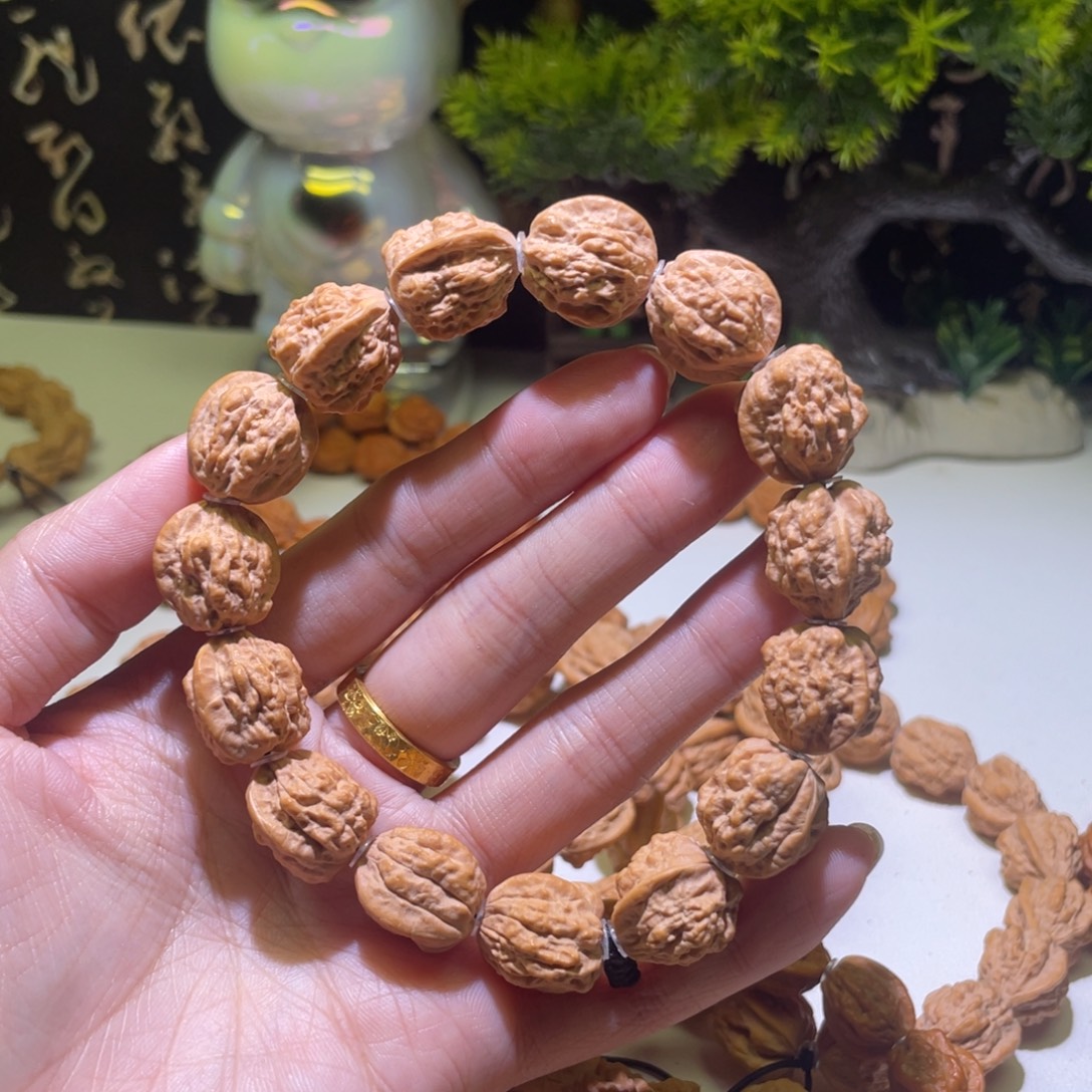 老***劲文玩核桃把件文玩核桃小金蝉