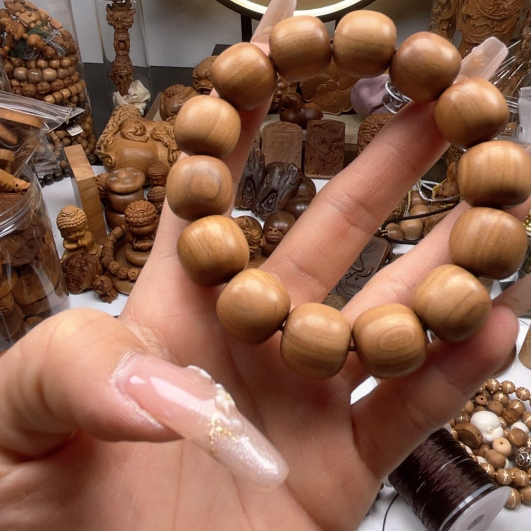 檀香木唐*老山檀香老山檀香