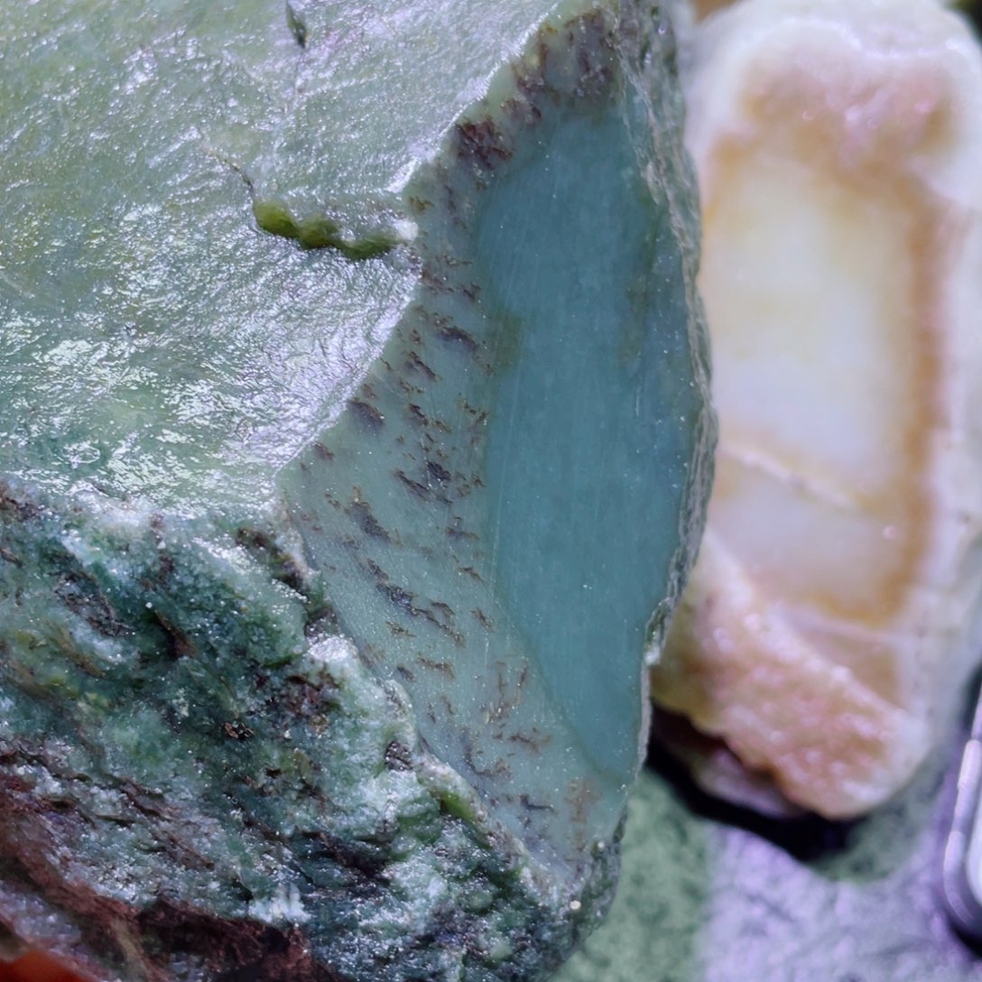 和田玉未镶嵌珠宝半成品