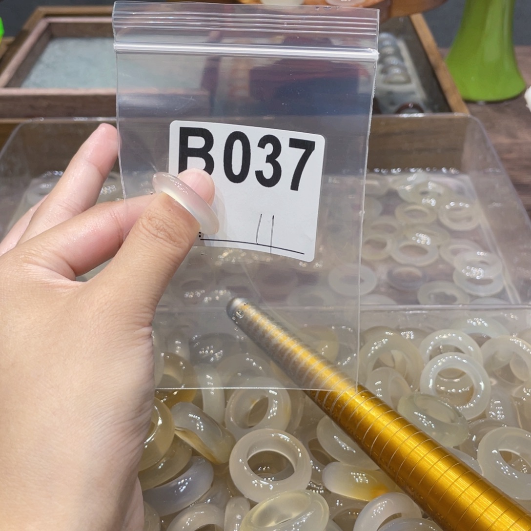 玛瑙/玉髓未镶嵌戒指037