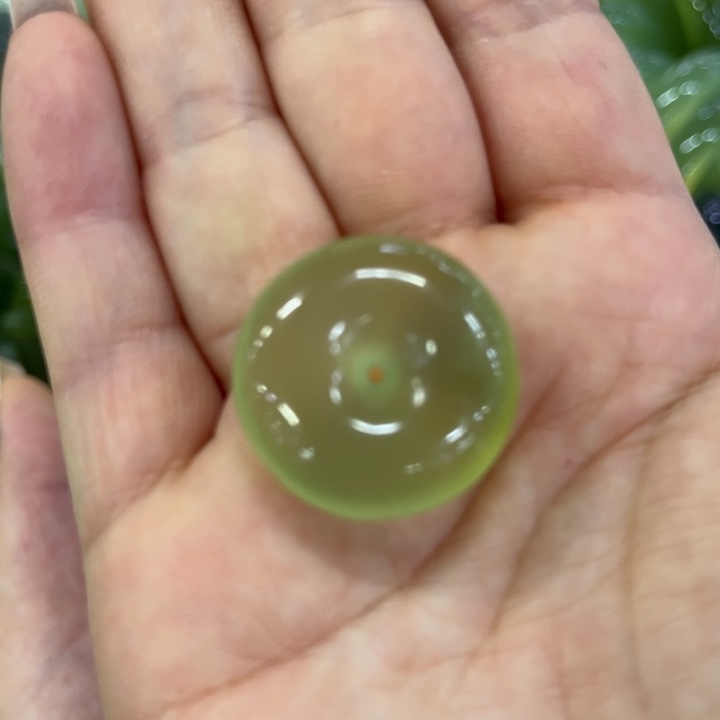 蛇纹石玉吊坠合金