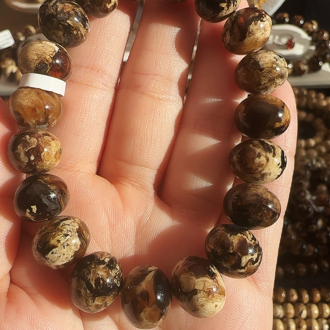 琥珀未镶嵌手链抚顺琥珀