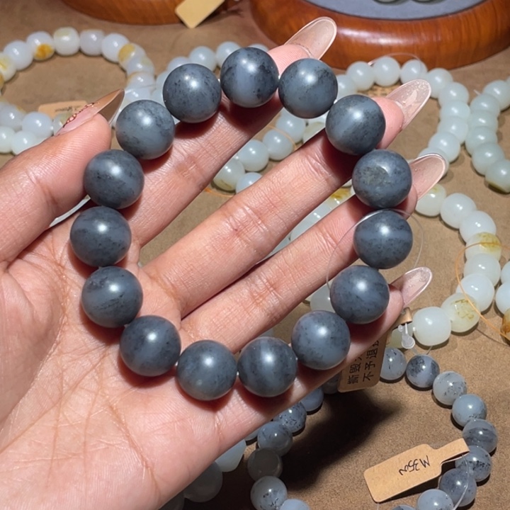 和田玉卡14青花一线未镶嵌