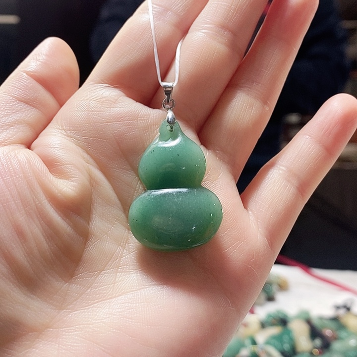 密玉（石英质玉）未镶嵌颈饰