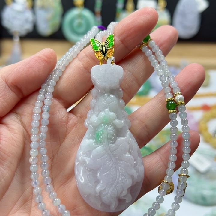 颈饰未镶嵌翡翠吊坠