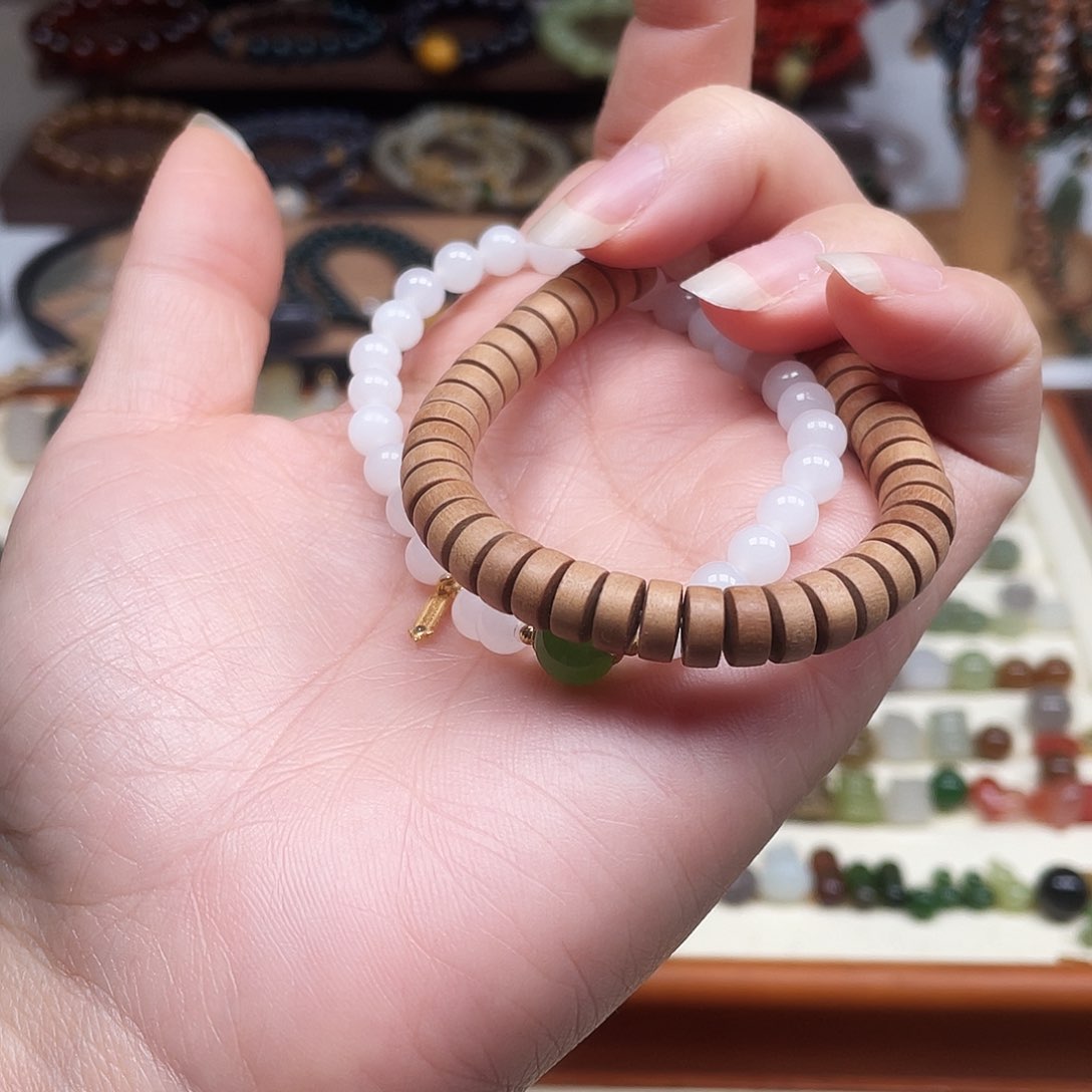 非洲檀香无事牌檀香木卡1.0单圈手串