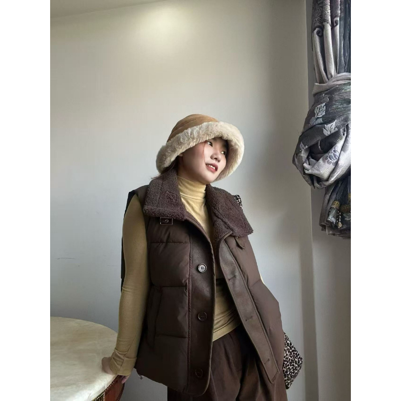 （杜思蒙服饰）ZP815-【轻羽暖栗】韩系慵懒秋冬运动休闲宽松叠穿马甲