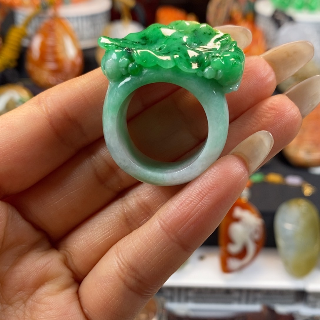 定制翡翠未镶嵌宁**生