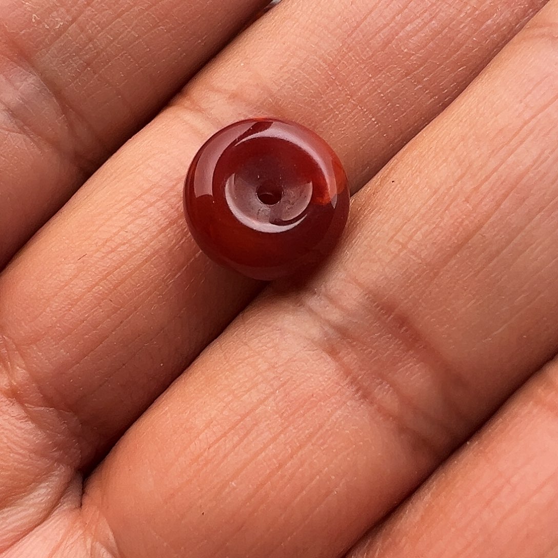 南红玛瑙珠子未镶嵌打*机