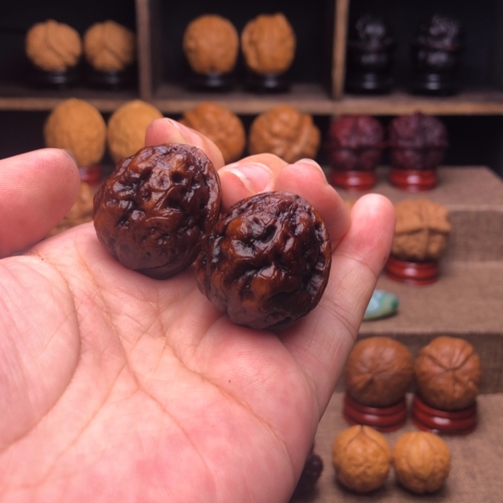 ****、把件橄榄核105网红小青蛙
