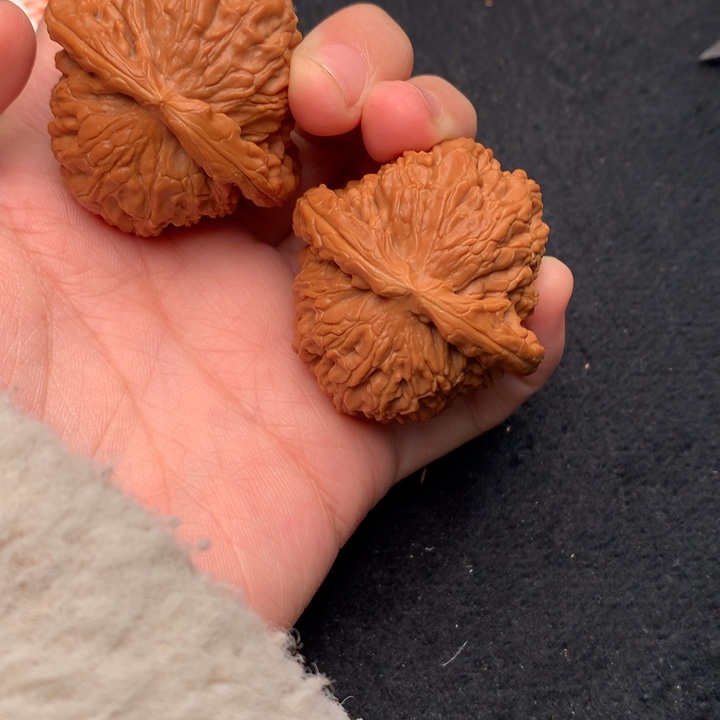 文玩核桃吊坠20号44白