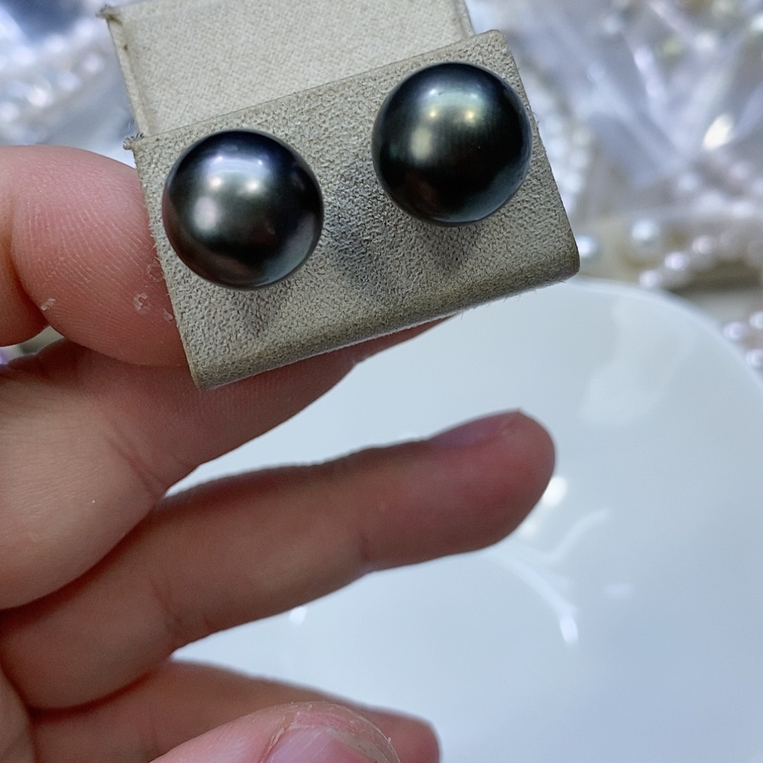 海水珍珠耳饰18K金镶嵌