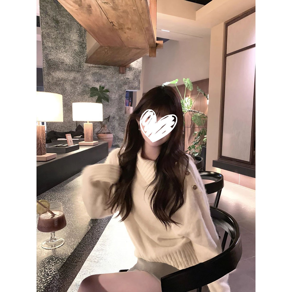 【3714】白色高领侧纽扣软糯毛衣女秋设计感针织衫上衣格纹短裙套装