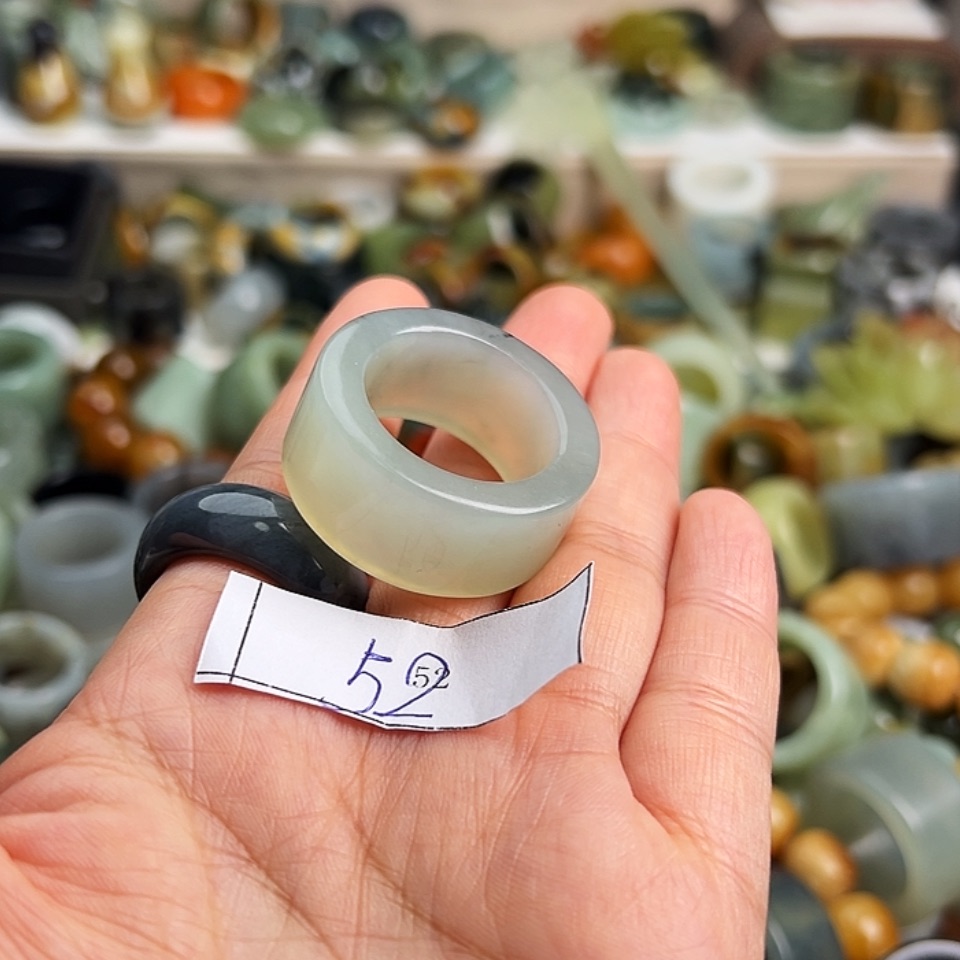 【闪购商品】未镶嵌蛇纹石玉戒指无*记