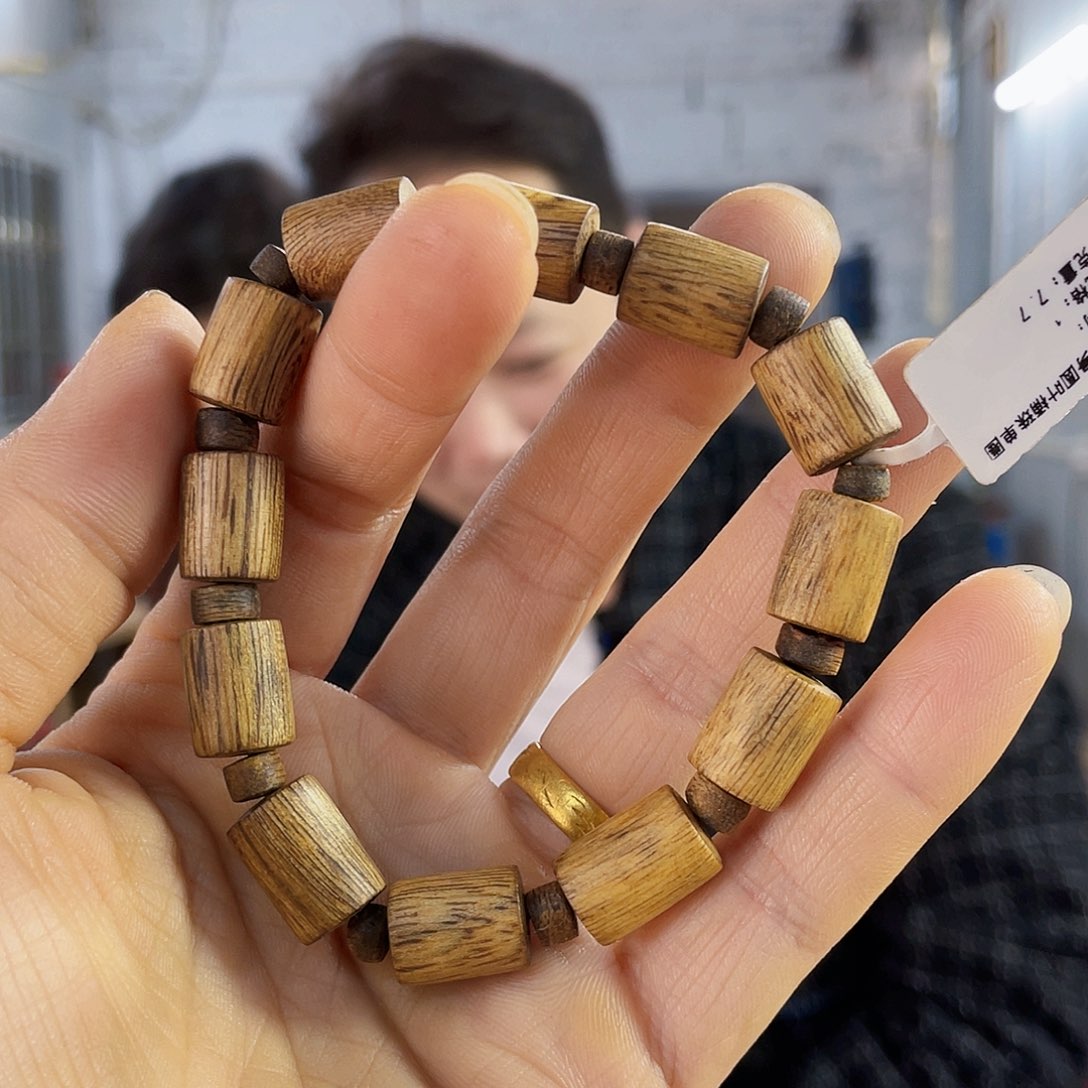 沉香手串棋楠乌身桶珠单圈1.0/7克多样性发一