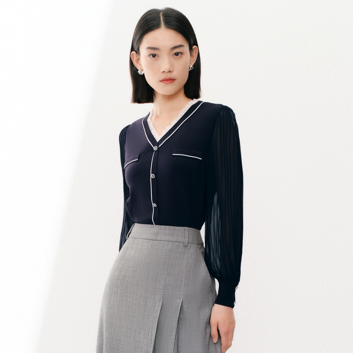 【安雅专属】春秋款商务通勤气质拼接花边领压褶针织衫女