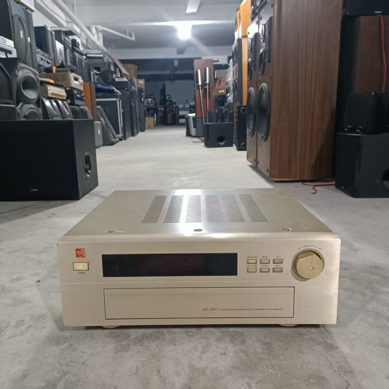 8新 钟神 AV-866 功率540瓦 5.1声道AV功放一台 运费自理