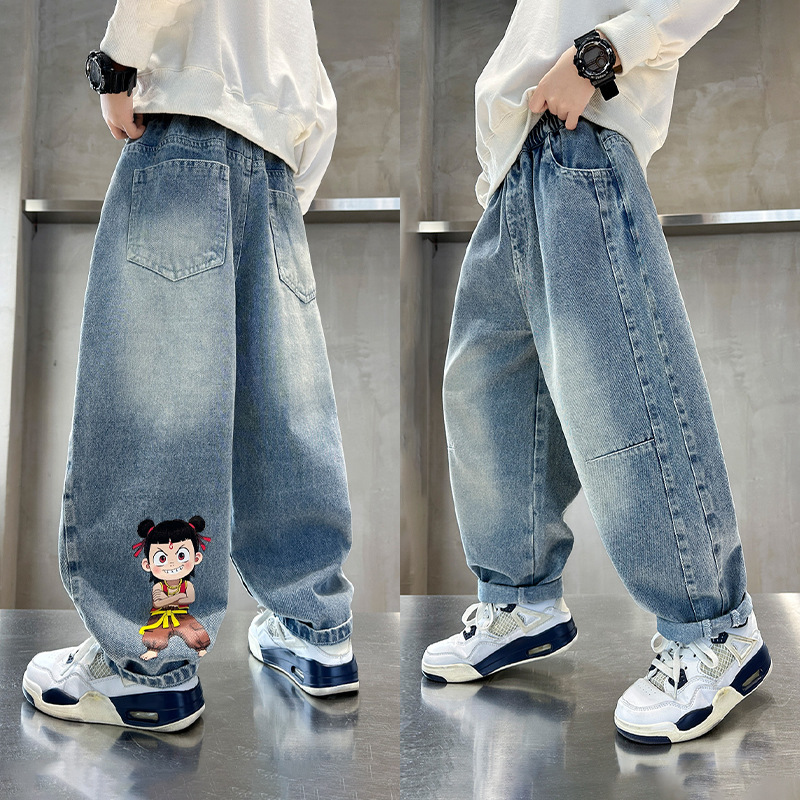 哪吒之魔童降世版男童牛仔裤春秋款2025新款春季百搭裤子潮帅