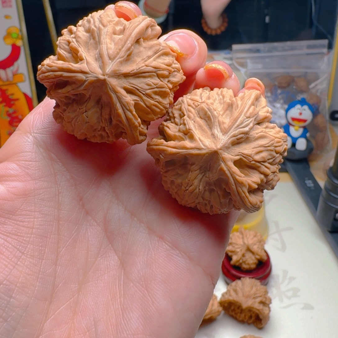 核桃把件39尺寸文山奔