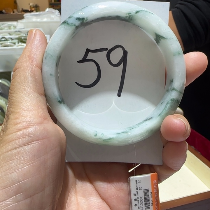 翡翠未镶嵌手镯661