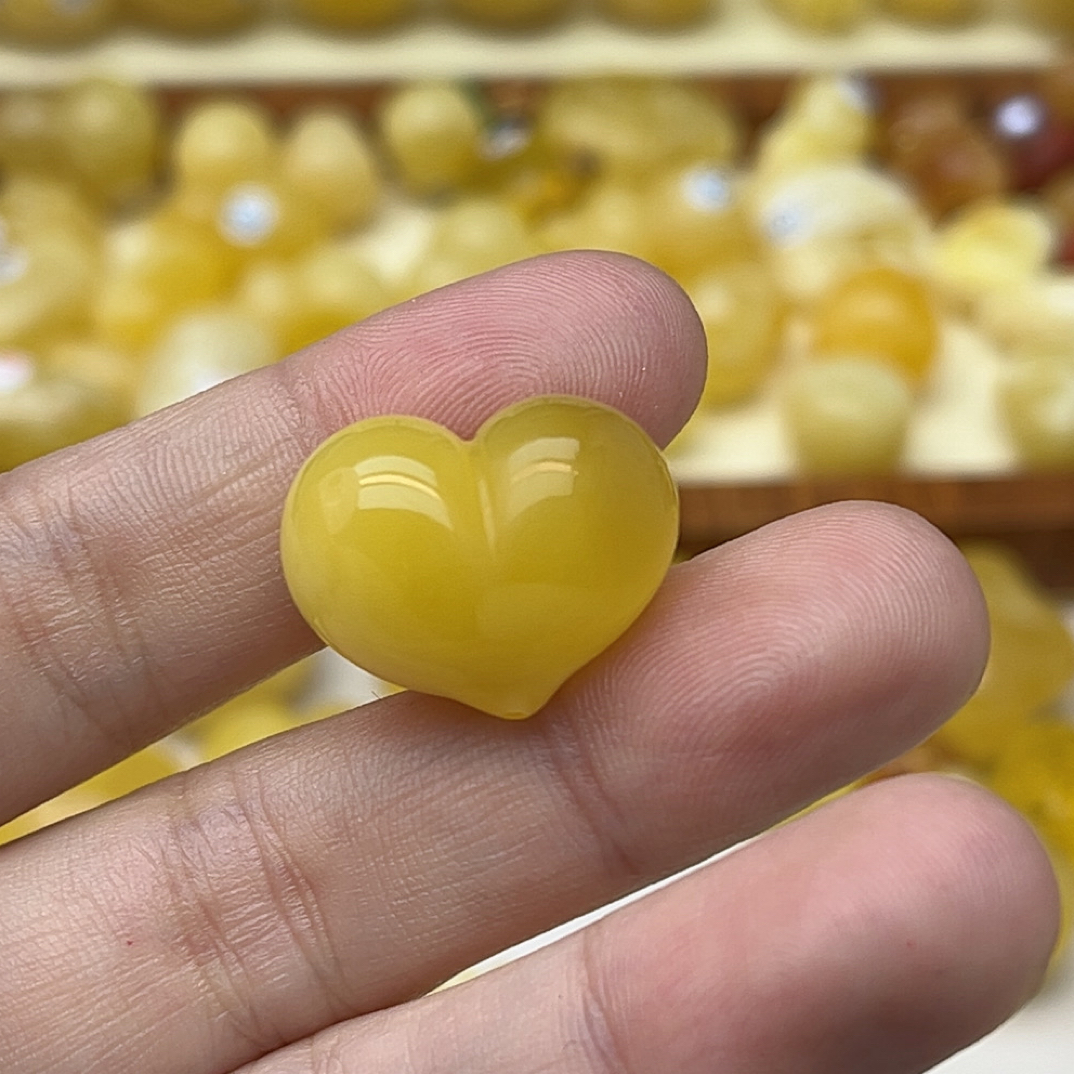 天然原矿蜜蜡皮桃，16.6✖️21✖️14.2，2.87g