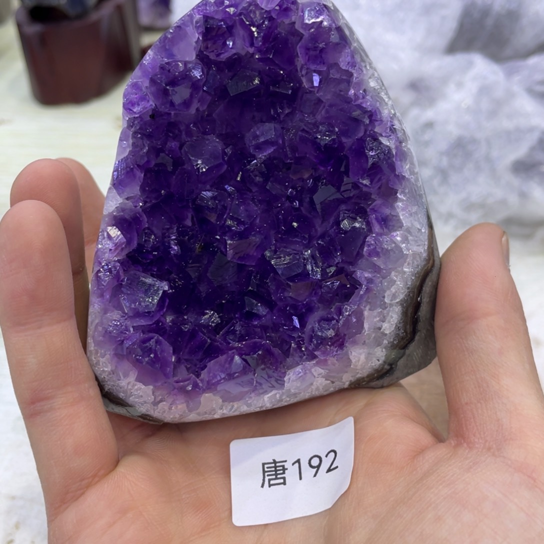 水晶大型摆件（非配饰）未镶嵌