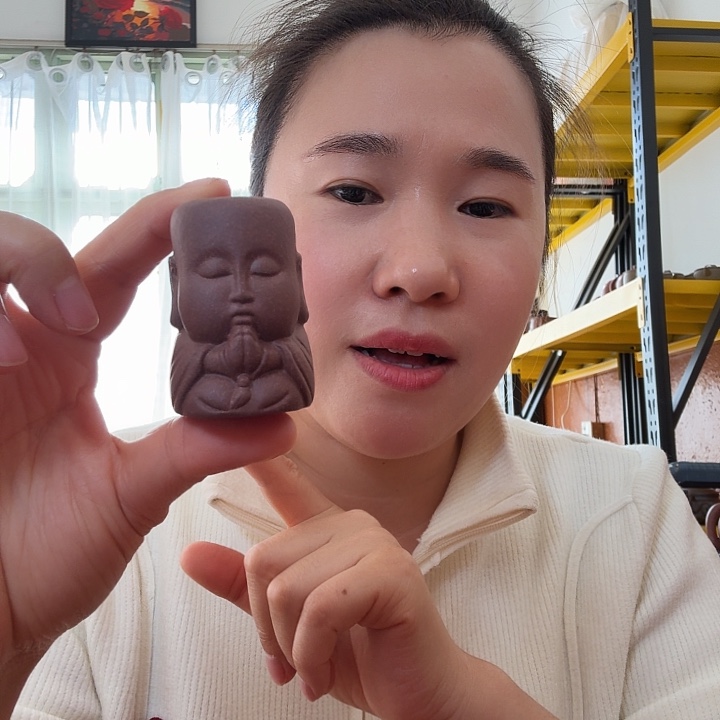 紫泥底槽青盖置原矿
