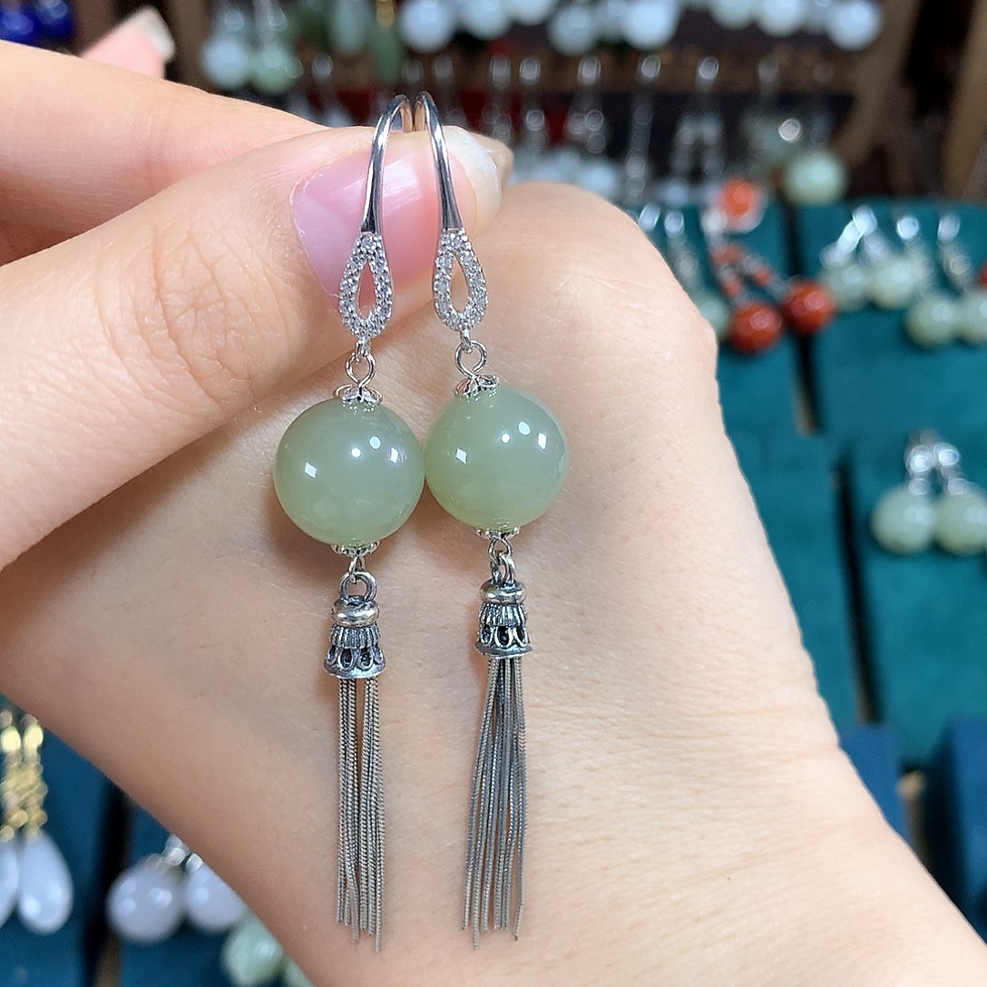 和田玉银S925镶嵌耳饰卡12左右