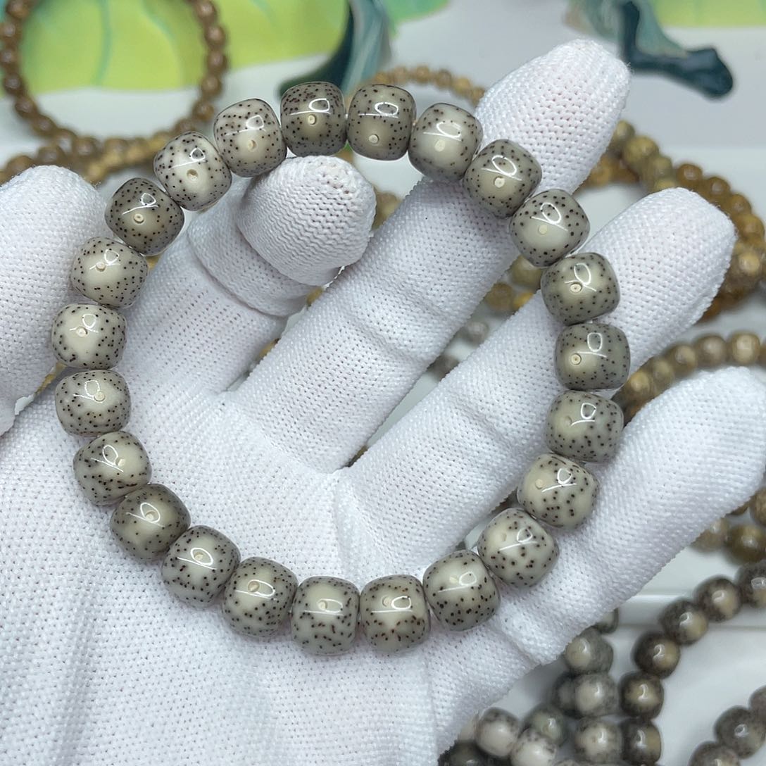 星月菩提手串29。10/9绿冰满天星